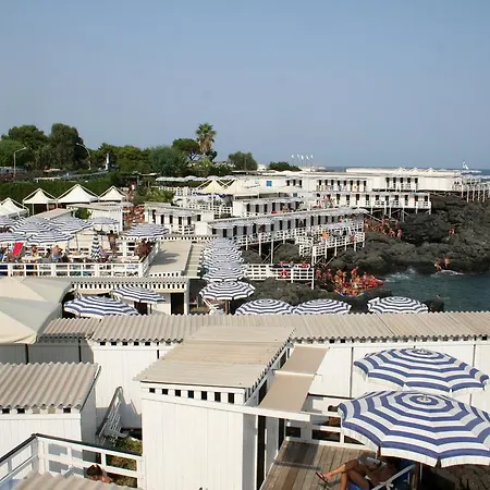 Ortensia 3* Aci Castello