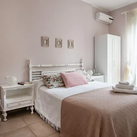 Ortensia Bed & Breakfast Aci Castello
