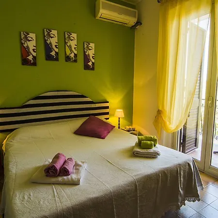 Ortensia Aci Castello